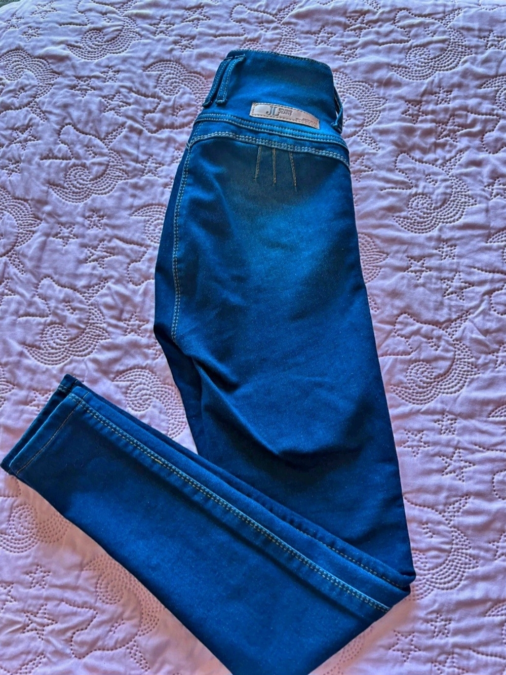 JL Women’s Dark Blue Push Up Jeans